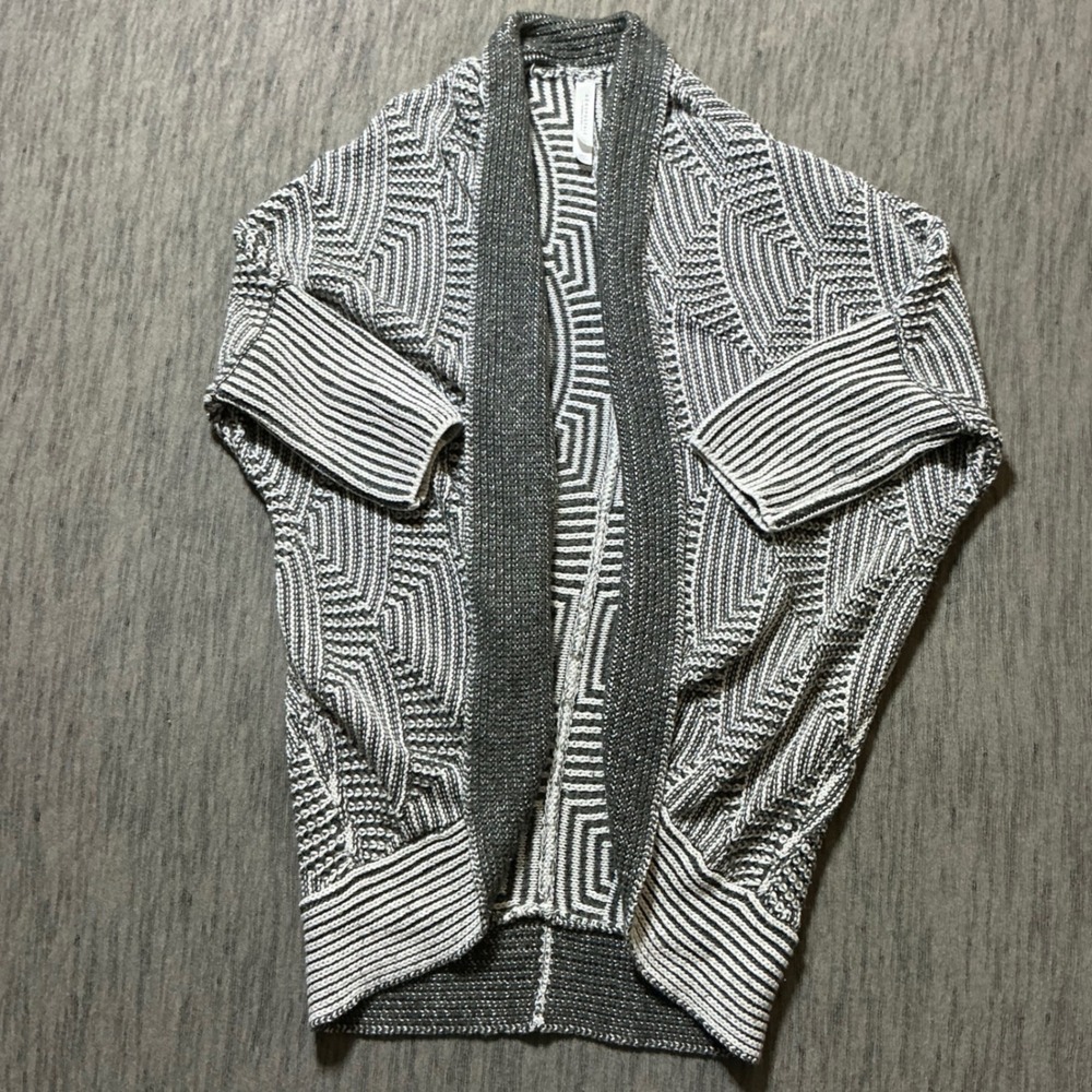 Aeropostale Womens Grey White Geometric Cocoon Cardigan Sweater Large Open Front